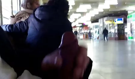 Протягнути дівчину через дірку в еротика колготках